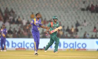 হ্যাটট্রিক হার বাংলাদেশ লিজেন্ডসদের