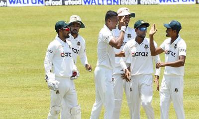 জিম্বাবুয়ের উদ্দেশে ভোরে ঢাকা ছাড়ছে মুমিনুলরা