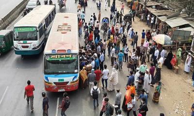 ভাড়া দ্বিগুণ হলেও স্বাস্থ্যবিধির বালাই নেই গণপরিবহনে