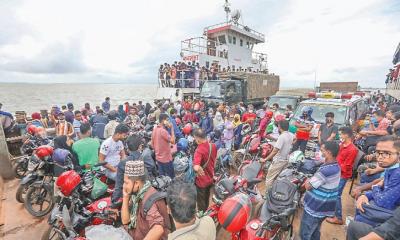 কঠোর বিধিনিষেধ : দ্বিতীয় দিনেই পাল্টে গেছে চিত্র