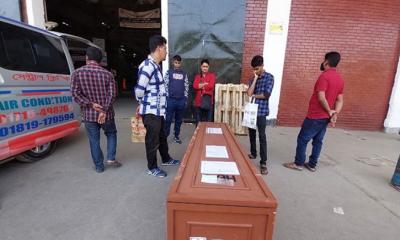 চাঁদা তুলে মালদ্বীপ থেকে মরদেহ দেশে পাঠান প্রবাসীরা