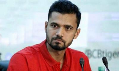 পদ্মা সেতু নিয়ে আবেগঘন স্ট্যাটাস মাশরাফীর