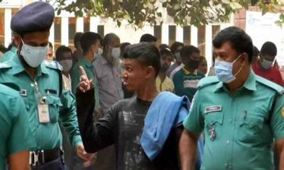 চিৎকার করে পুলিশ ও আইনজীবীদের যা বললো মজনু 