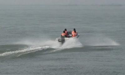 মেঘনায় নৌ-পুলিশের সঙ্গে ‘সংঘর্ষ’,  নিহত ১