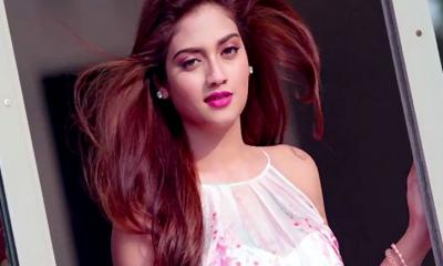 সেপ্টেম্বরে মা হচ্ছেন অভিনেত্রী নুসরাত