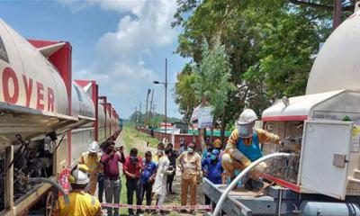 ভারত থেকে আসা ২০০ টন অক্সিজেন খালাস