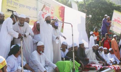 কারা নাড়ছে কলকাঠি, নাশকতার আশঙ্কায় সতর্কতা