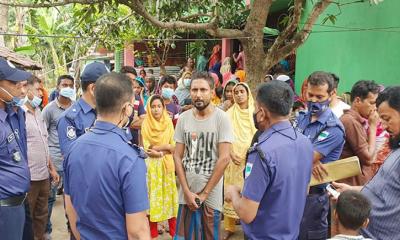 বোমা তৈরির করতে গিয়ে বিস্ফোরণে ইউপি সদস্যের মৃত্যু