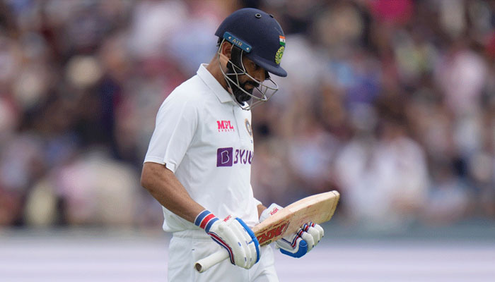 কোহলির সেঞ্চুরিহীন ম্যাচের হাফসেঞ্চুরি