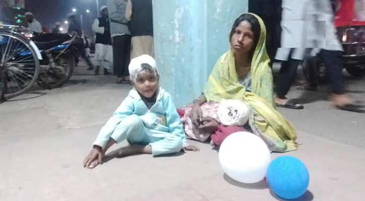 সন্তানের মাথা ফাটিয়ে ভিক্ষা, বেরিয়ে এলো চাঞ্চল্যকর তথ্য