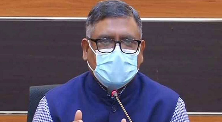 ওমিক্রন আতঙ্ক : ফের লকডাউন নিয়ে যা বললেন স্বাস্থ্যমন্ত্রী