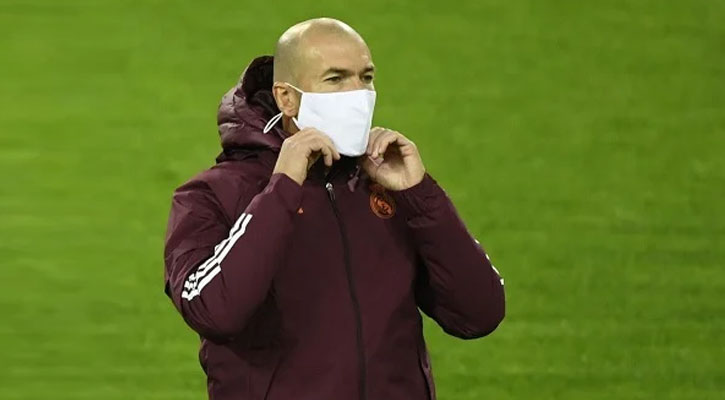 রিয়াল কোচ জিদান করোনায় আক্রান্ত