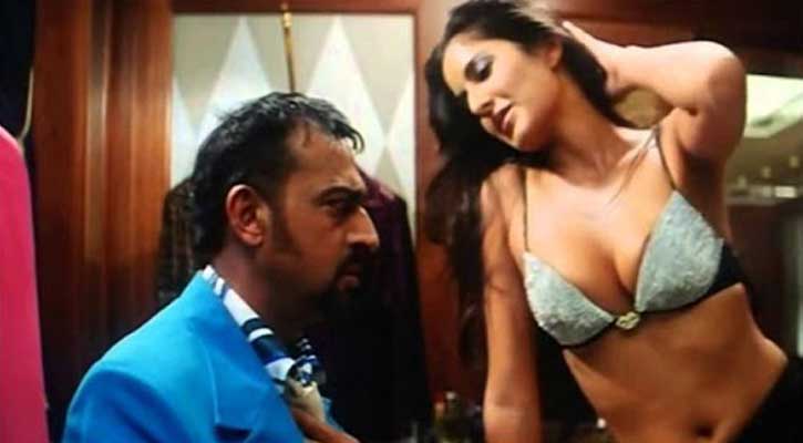 ব্যাড ম্যানের সঙ্গে এমন দৃশ্য ভুলে যেতে চান ক্যাটরিনা