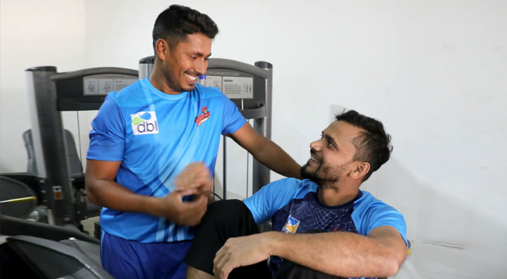 মাশরাফির টুর্নামেন্টে আশরাফুল ও জিয়াউর