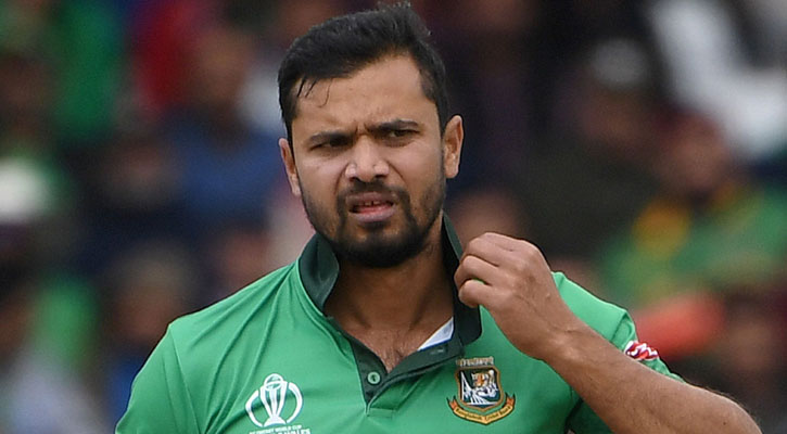 যে কারণে বাদ পড়লেন মাশরাফি