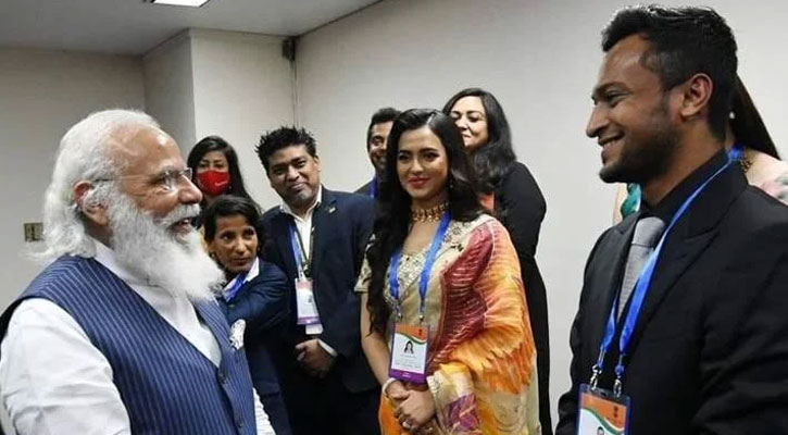 মোদির সঙ্গে দেখা করতে পেরে সম্মানিত বোধ করছি