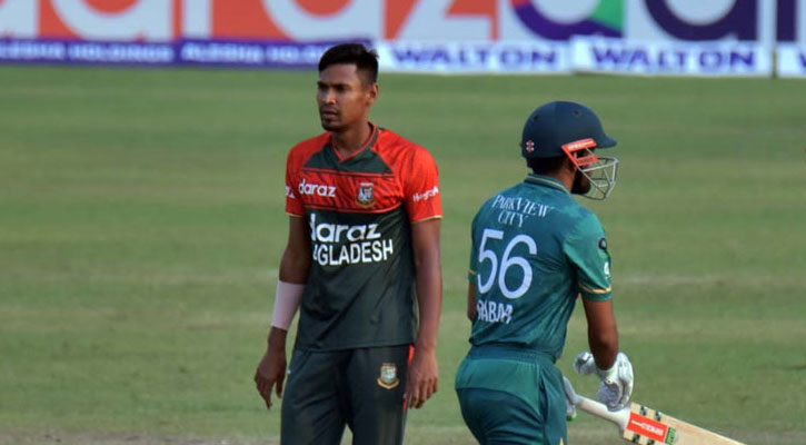 দল থেকেই ছিটকে গেলেন মোস্তাফিজ, বাদ সাইফও