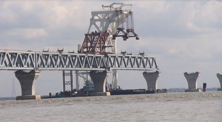 পদ্মা সেতুর ৩৬ তম স্প্যান বসছে আজ 