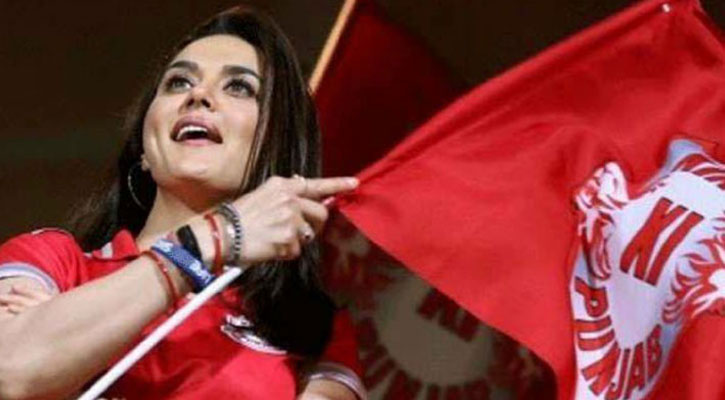 চড়া দামে শাহরুখ খানকে কিনে নিলো প্রীতি জিনতা