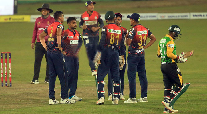 বরিশালের বিপক্ষে অল্প সংগ্রহ পেল রাজশাহী