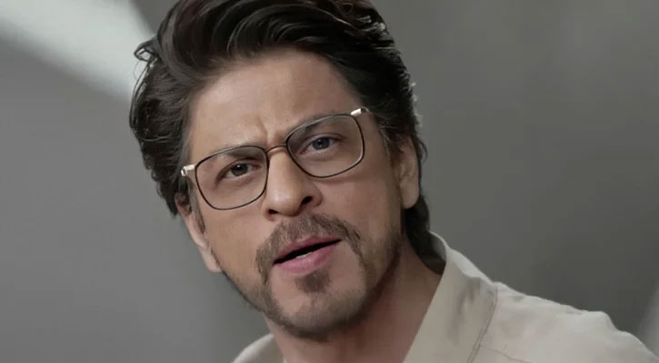 নতুন ‘দুঃসংবাদ’ শুনলেন শাহরুখ খান
