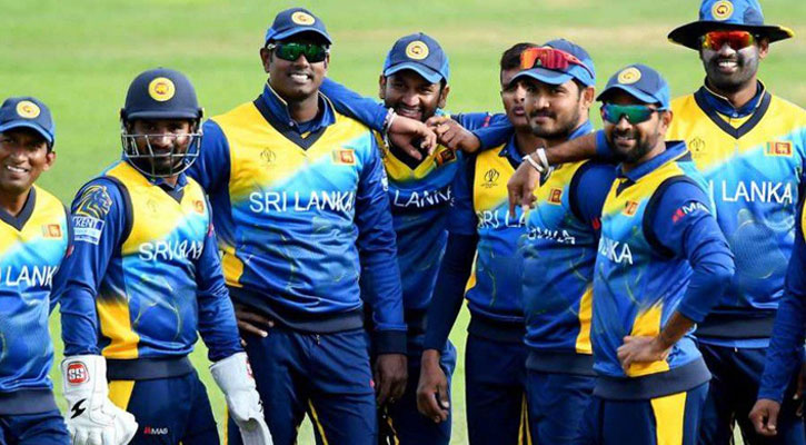 কেন্দ্রীয় চুক্তিতে না, মুখোমুখি শ্রীলঙ্কার বোর্ড-ক্রিকেটাররা