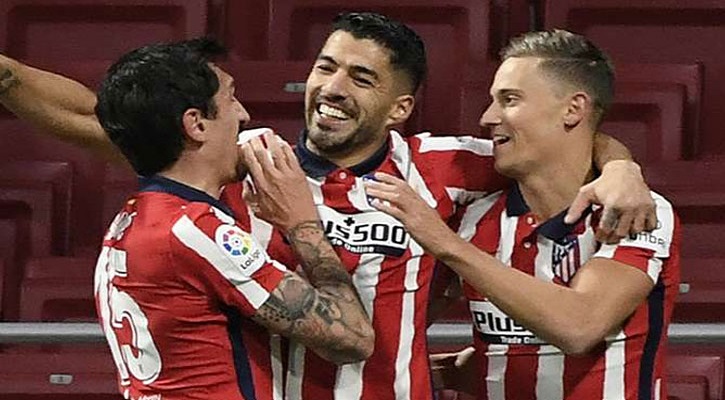 রেকর্ড গড়ে বছর শেষ করলেন সুয়ারেজ