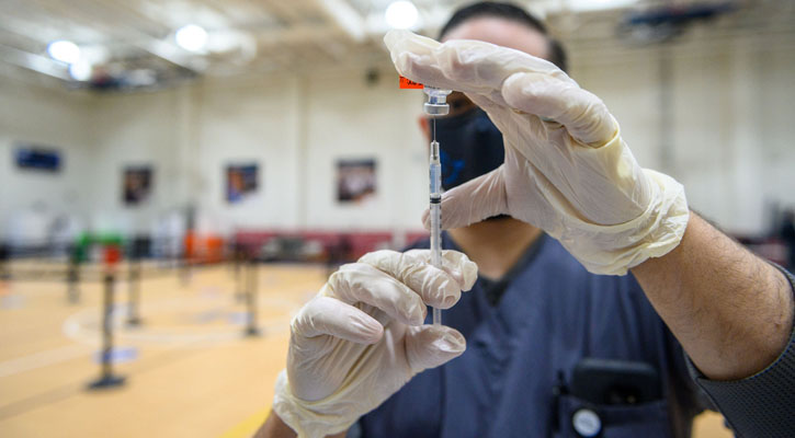 ভ্রমণকারীরা আবুধাবিতে বিনামূল্যে ভ্যাকসিন পাবেন