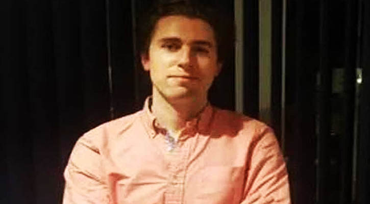 লাইনে দাঁড়িয়ে মাসিক আয় পাঁচ লাখ ৬১ হাজার টাকা