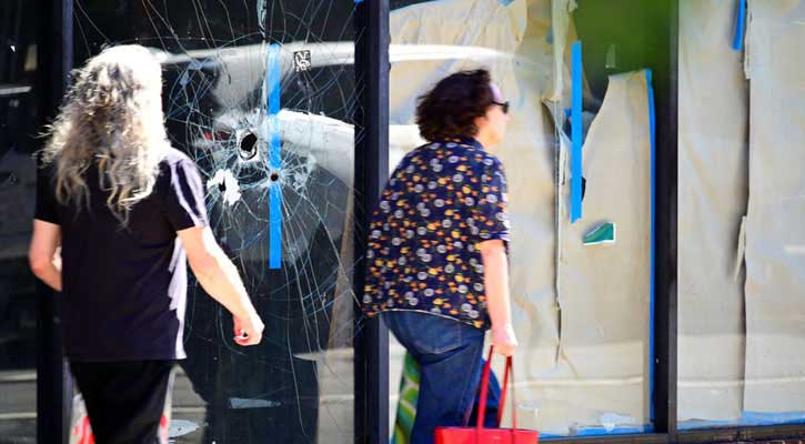 যুক্তরাষ্ট্রে আরও ৩ শহরে বন্দুক হামলা, নিহত ৯