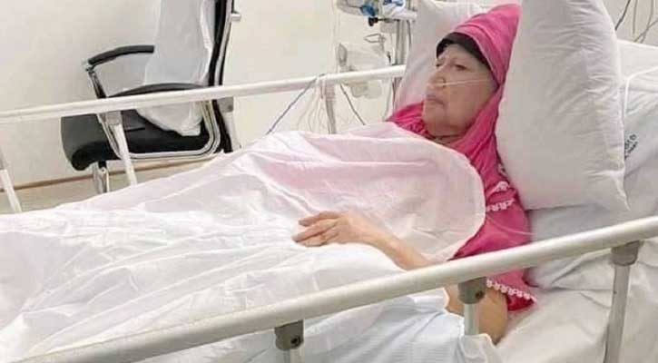 খালেদা জিয়া জ্বরে আক্রান্ত