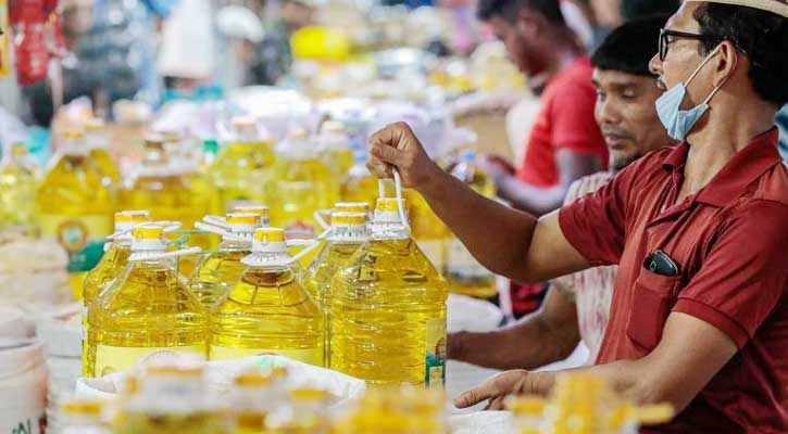 ভোজ্যতেলের জন্য দিশেহারা নিম্নবিত্ত