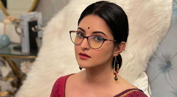 মাদক মামলা স্থগিত চেয়ে পরীমণির আবেদন