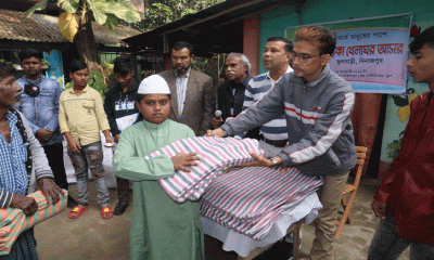 ফুলবাড়ীতে মৃত্তিকা খেলাঘর আসরের উদ্যোগে শীতবস্ত্র বিতরণ