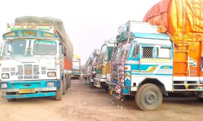 হিলিতে গমের দাম বেড়েছে কেজিতে ৯ থেকে ১০ টাকা