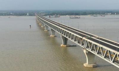 মূল কাঠামো ইস্পাতের