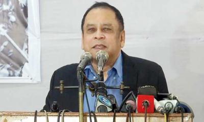 খালেদা জিয়া আমাকে অনুপ্রেরণা জোগায়: রেজা কিবরিয়া