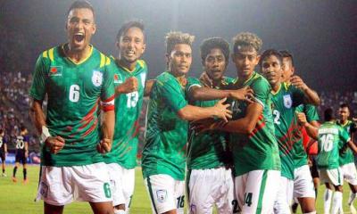 জেনে নিন দেশের ফুটবলারদের বেতন কত