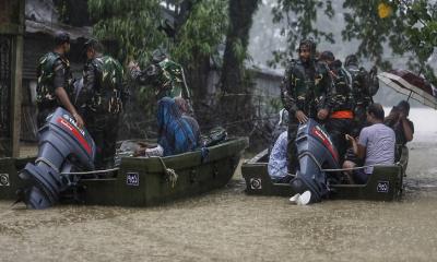 বন্যার্তদের সহায়তায় সর্বোচ্চ চেষ্টা চালিয়ে যাচ্ছি: সেনাপ্রধান