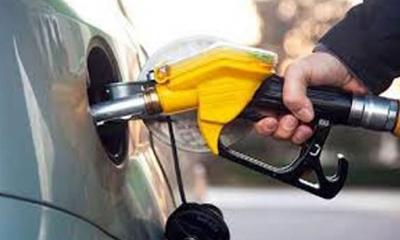 হঠাৎ আন্তর্জাতিক বাজারে বেড়ে গেছে তেলের দাম