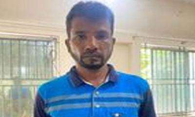 শিক্ষক হত্যায় অভিযুক্ত শিক্ষার্থীর বাবা গ্রেপ্তার