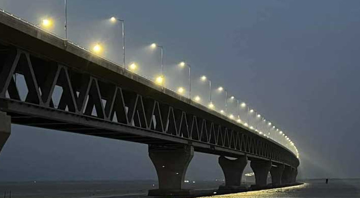 রাত পোহালে চলবে গাড়ি, সেতু দিয়ে পদ্মা পাড়ি