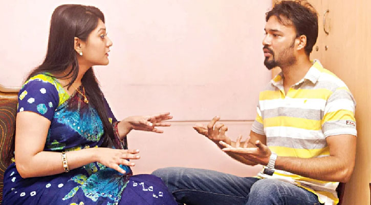 স্বামী-স্ত্রীর দাম্পত্যে জীবনে ঝগড়া এড়াতে যা করবেন