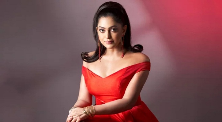 জালিয়াতির অভিযোগ, শিল্পী সমিতি থেকে বহিষ্কার নিপুণ