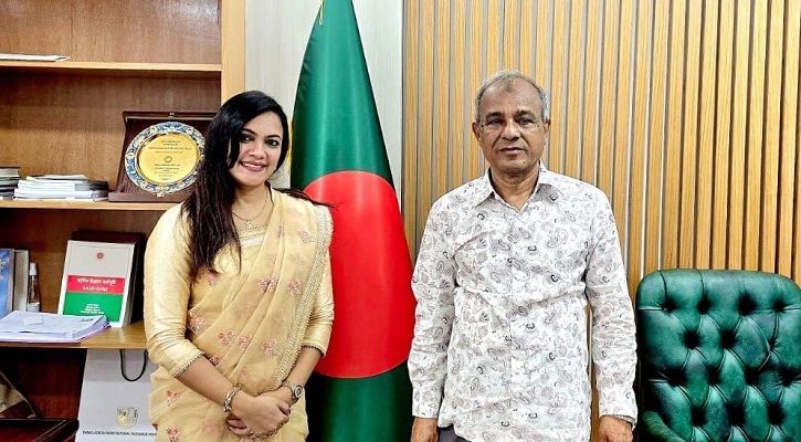 হঠাৎ উপদেষ্টার সঙ্গে সাক্ষাৎ শাকিবের প্রযোজকের