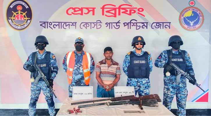 চাঁদাবাজির পর এবার ধরা পড়লেন সুন্দরবনের রাঙ্গা বাহিনীর প্রধান