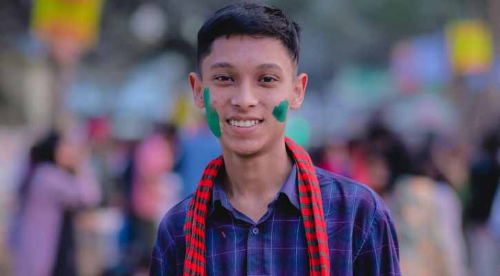 হ্যাকড ফেসবুক ফেরাতে সৈকত একাই যেন সাইবার হেল্প সেন্টার