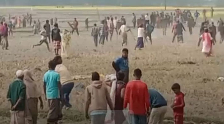 নেত্রকোনায় জমি বিরোধে রক্তক্ষয়ী সংঘর্ষে আহত ৩০