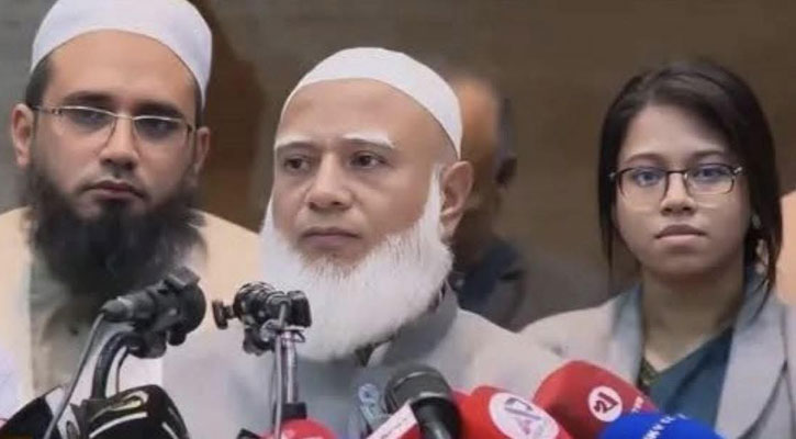 রাজনীতির মঞ্চে নারীর উপস্থিতিই যেন অপরাধ: মনিরা শারমিন