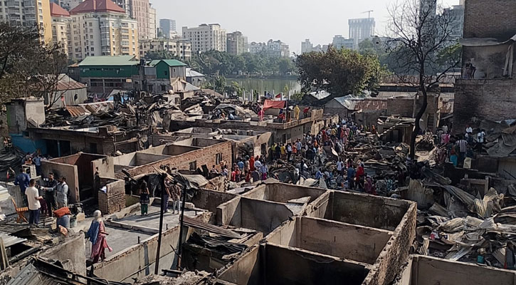 যে কারণে বারবার সেই কড়াইল বস্তিতে আগুন!